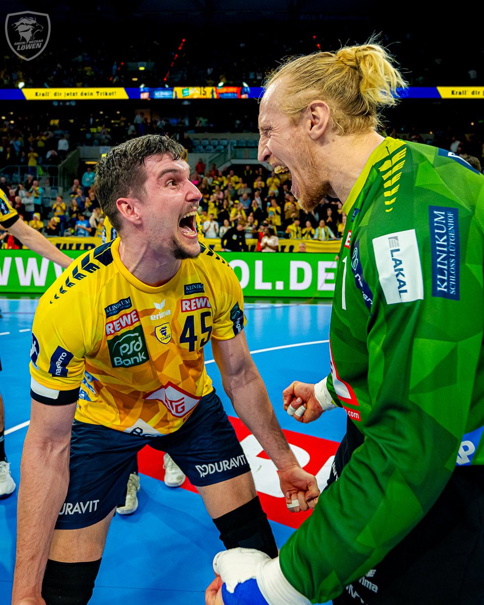 RNLoewen's tweet photo. 𝑮𝒖𝒕𝒆𝒏 𝑴𝒐𝒓𝒈𝒆𝒏, 𝐿ö𝑤𝑒𝑛-𝐹𝑎𝑛𝑠! 🦁🥰

#rnl #rnloewen #handball #RNLSGF #heimsieg https://t.co/c9Lz3wz5wB
