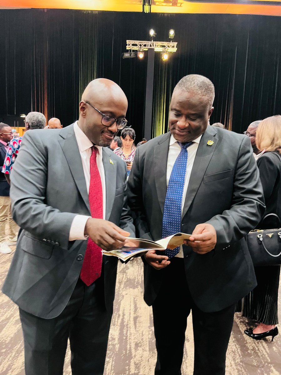 happinessfashi1's tweet photo. A quick look about what @happinessfashi1 is up to by the  Minister of Foreign Affairs and international relations @onduhungirehe and H.E Ernest Yaw Amporful , High commissioner-Designate of the Republic of Ghana toRwanda during the @fia cocktail party hosted by H.E  @PaulKagame https://t.co/8RDoPRvkiV