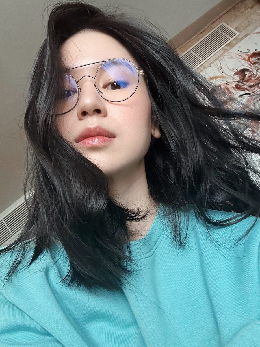 linlin_la's tweet photo. @IndoPopBase does anybody get me?😔 https://t.co/l0H04YoOY6