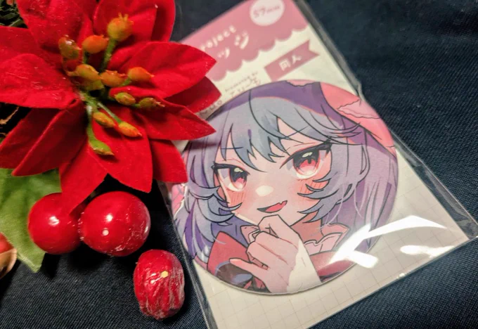 BOOTHに商品追加しました!本日から12月25日までのクリスマス期間に1会計で3000円以上のお買い上げの方にレミリアの缶バッチプレゼントします 