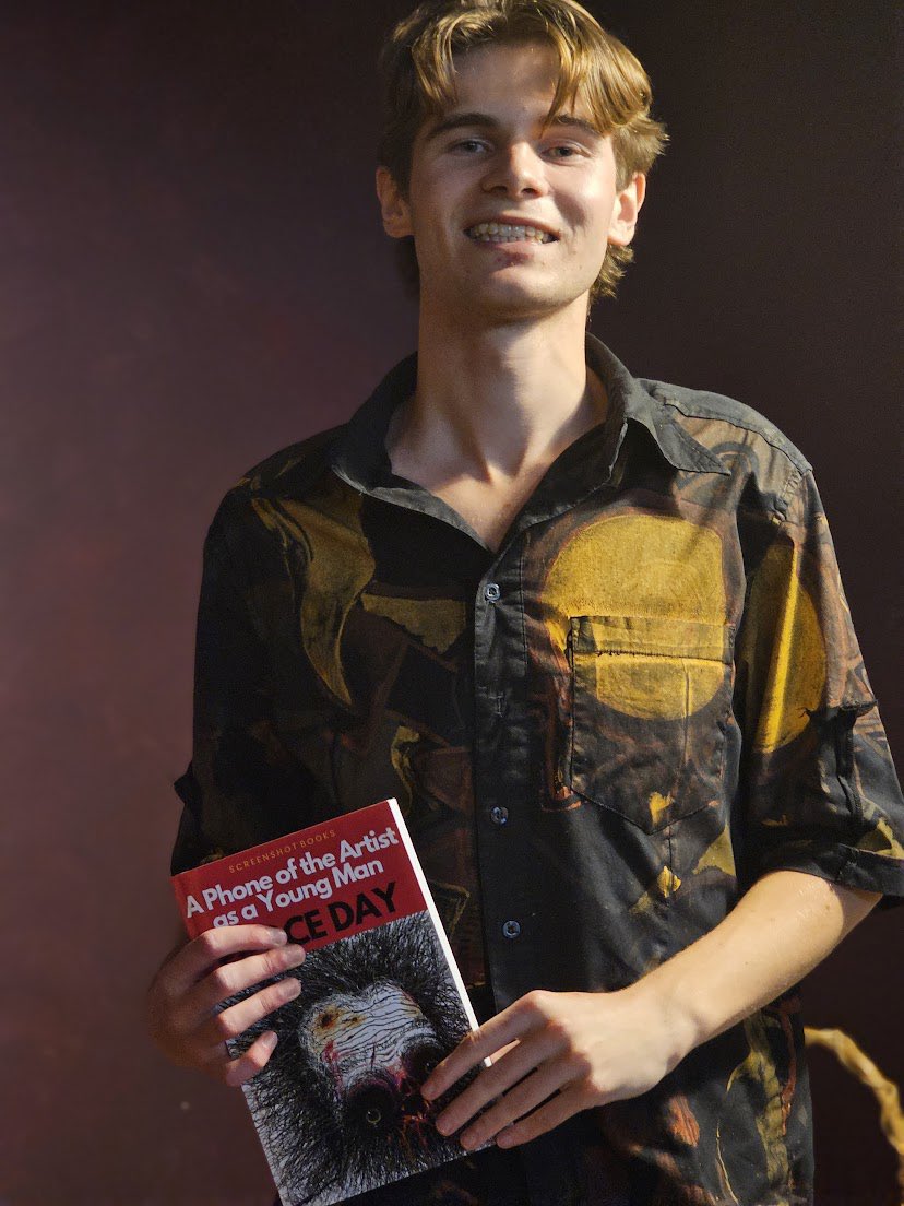 reckoner_exe's tweet photo. @pacificraft hi my name is Pierce Day, I am a writer from Wellington with a book just out in Undercurrent on Tory St. How do I get you a copy? Or a coffee? Please ask Philip Muollo about me if you are curious. Thank you. https://t.co/d7QPlIqFHe