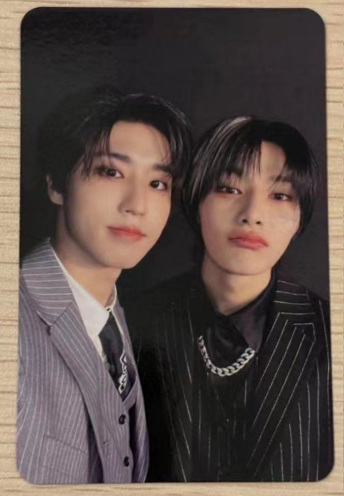 daily_jeongsung's tweet photo. GIVE ME THIS PC https://t.co/OfvnrmXXxF