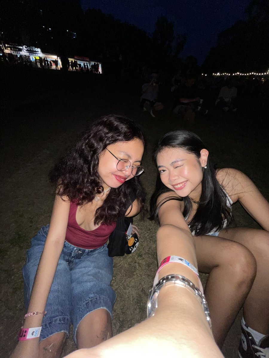 no one knows I’m wearing two door cinema  club merch at the two door cinema club concert