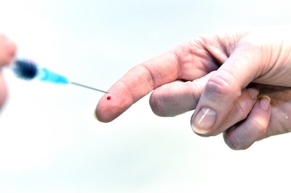 world_of_med1's tweet image. A health care assistant sustains a needlestick whilst taking blood from a patient who is known to be HIV positive 

As you a doctor , your next step is …….💡🌟

#OSCE