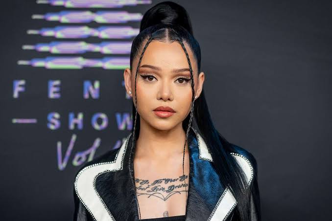 PrestonTroutt's tweet photo. Meet Denarie Taylor known as Bella Poarch

In 2020, she created a TikTok video that amassed half a billion views within 8 weeks.

From a traumatic childhood to the Most Liked Tiktok Video EVER.

Here's her story. https://t.co/wmJbNbHafq