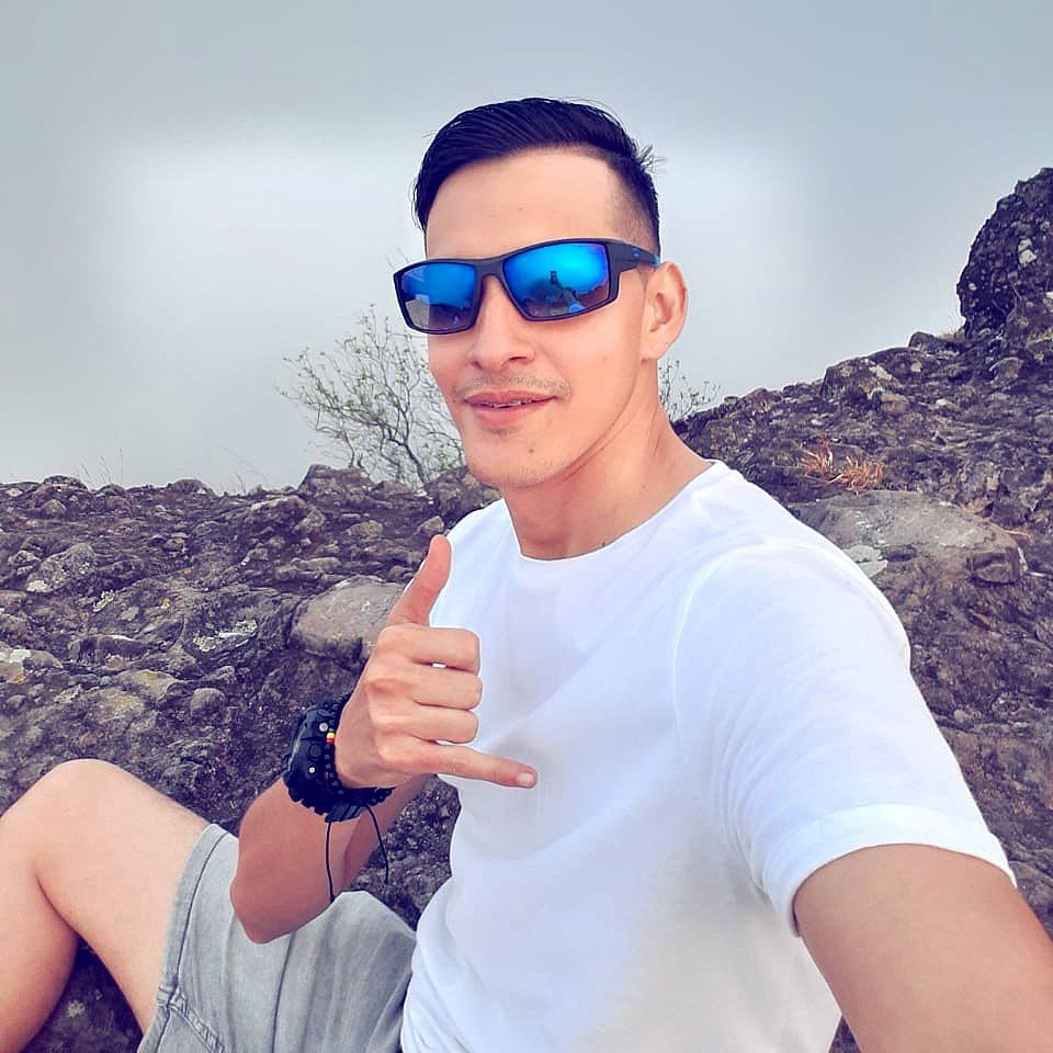 MarviinFuentes's tweet photo. #NuevaFotoDePerfil https://t.co/yfIxZw3qgj