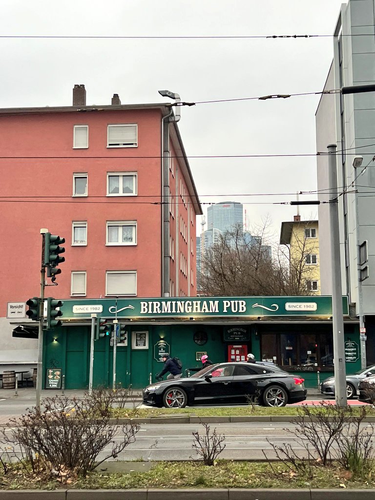 Piece of Birmingham, in Frankfurt. 🍺.