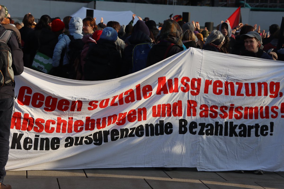 Sebastian Müller tweet media