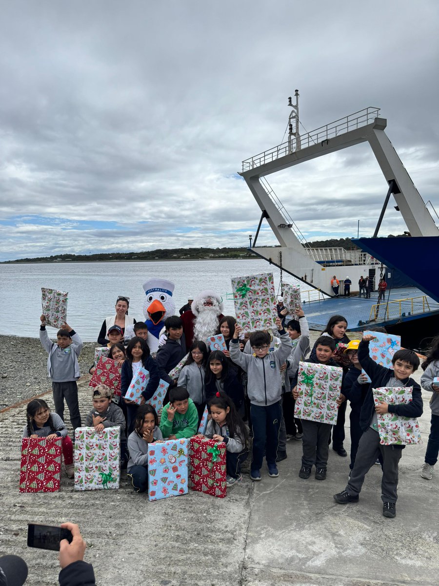 Naviera Austral tweet media