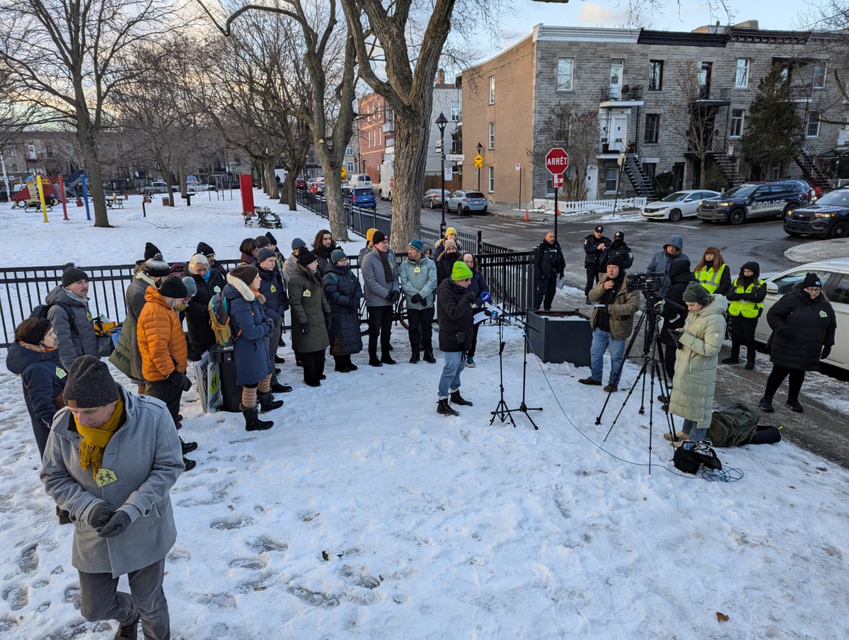 Piétons Québec joint sa voix aux parents du groupe « Pas une mort de plus » en demandant au gouvernement d'adopter une Loi sur la sécurité des usagers de la route et de nommer un
Protecteur en sécurité routière pour veiller à son application.

journaldemontreal.com/2024/12/13/deu…