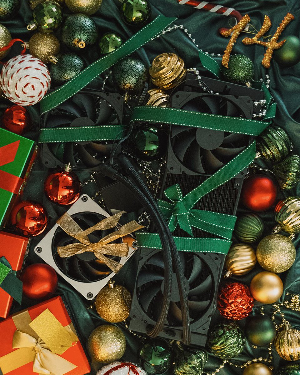 🎄 Jour 14 du Calendrier de l’Avent Grosbill 🎄

🎁 Aujourd’hui, tentez de remporter :
👉 AIO Core Ocean T38 360mm : un système de watercooling performant pour maintenir vos composants au frais même lors des sessions les plus intenses.
👉 Apex Stealth Metal Power Fan Chrome : un