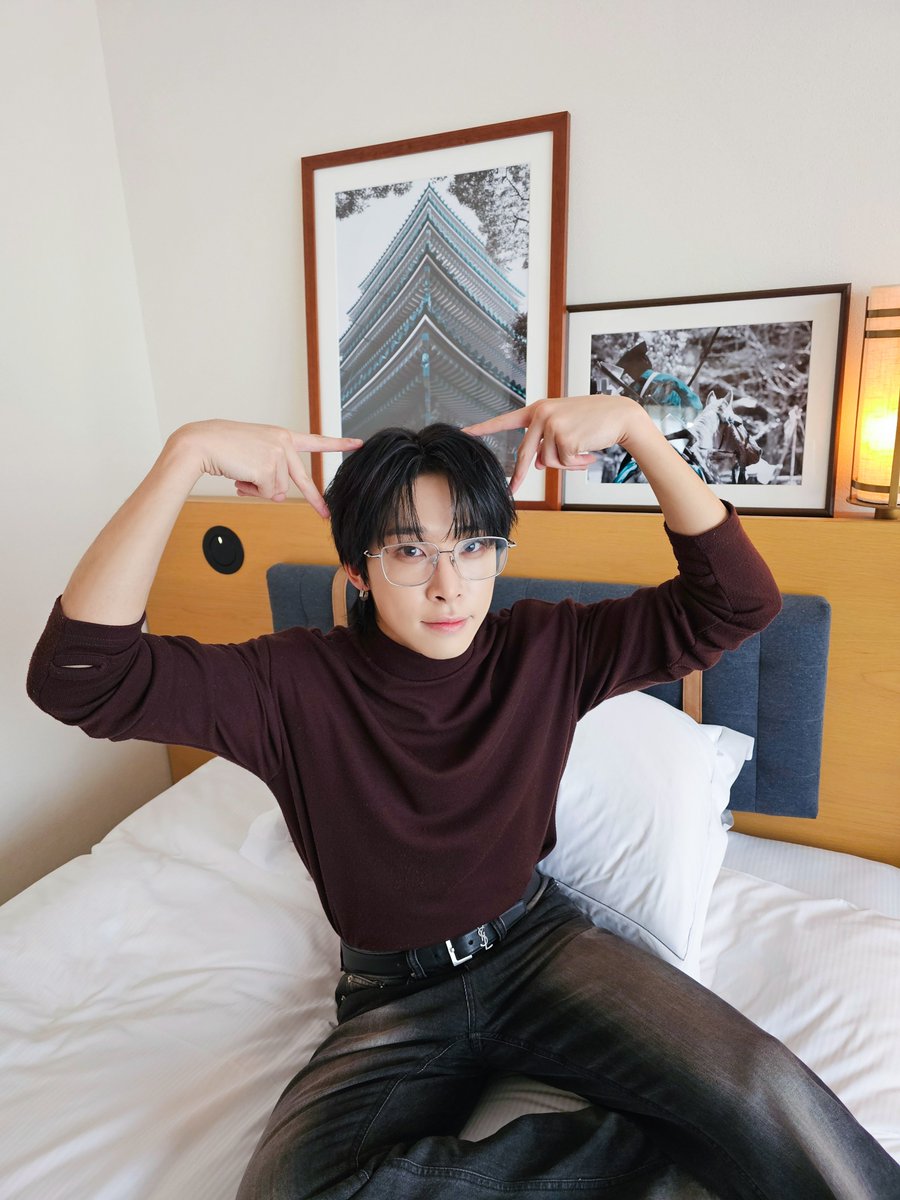 📷 

후쿠오카 룸메이트✨️
냥😼

#TRENDZ #트렌드지 
#리온