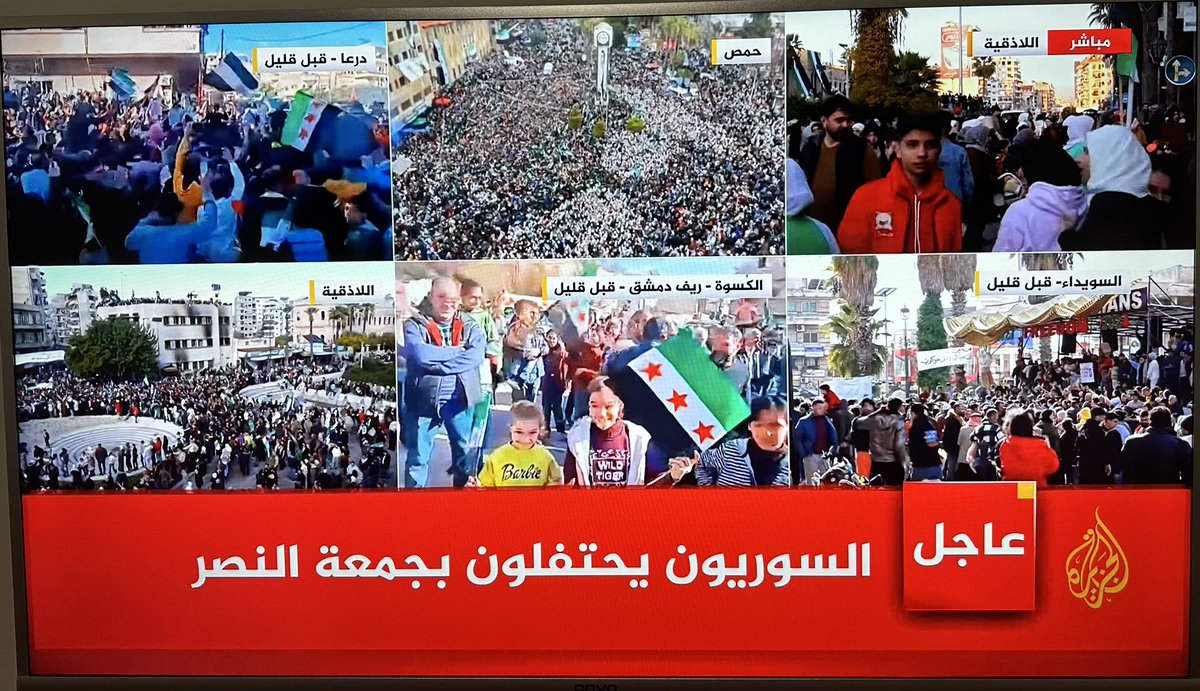 myosman84's tweet photo. عادت الشاشات لتنقل الحشود الكبيرة للسوريين لكن هذه المرة بجمعة النصر على أعتى طاغية في تاريخ سورية
اللهم لك الحمد حتى ترضى 
#جمعة_النصر 
#سوريا_حرة https://t.co/95PCcBg66g