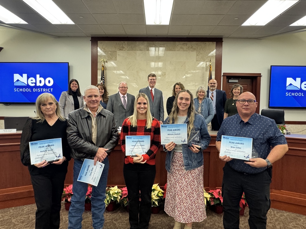 DiamondForkMS's tweet photo. December Peak Award Winners https://t.co/pRzYUrDtQX https://t.co/jblmNvjy3V