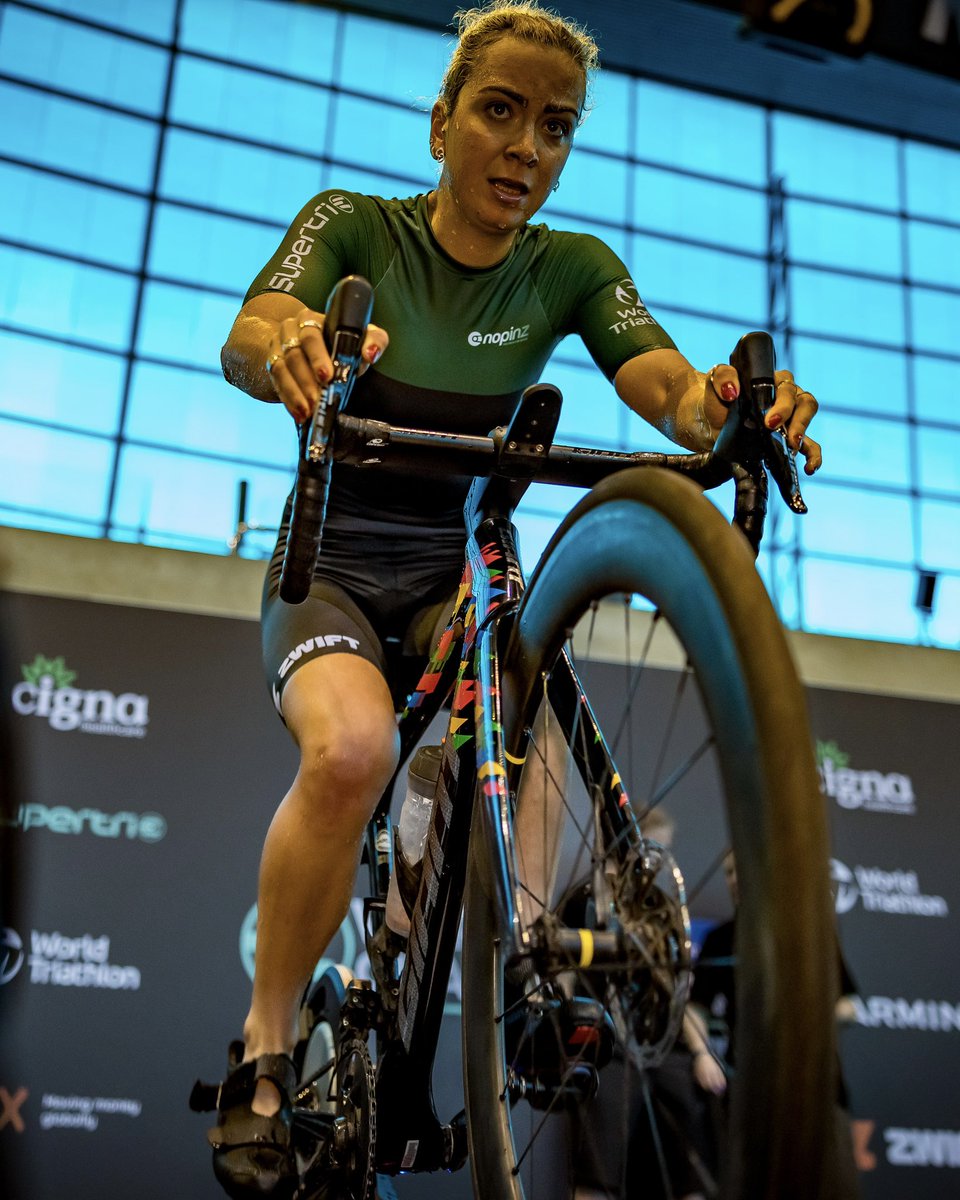 worldtriathlon's tweet photo. Electric from start to finish ⚡️

Back in April, the 2024 @supertri_ E World Triathlon Championships brought nonstop action! Beth Potter 🇬🇧 and Chase McQueen 🇺🇸 stole the show with incredible performances 🔥

#Triathlon #BeYourExtraordinary #supertri https://t.co/dkLaI0i1GN