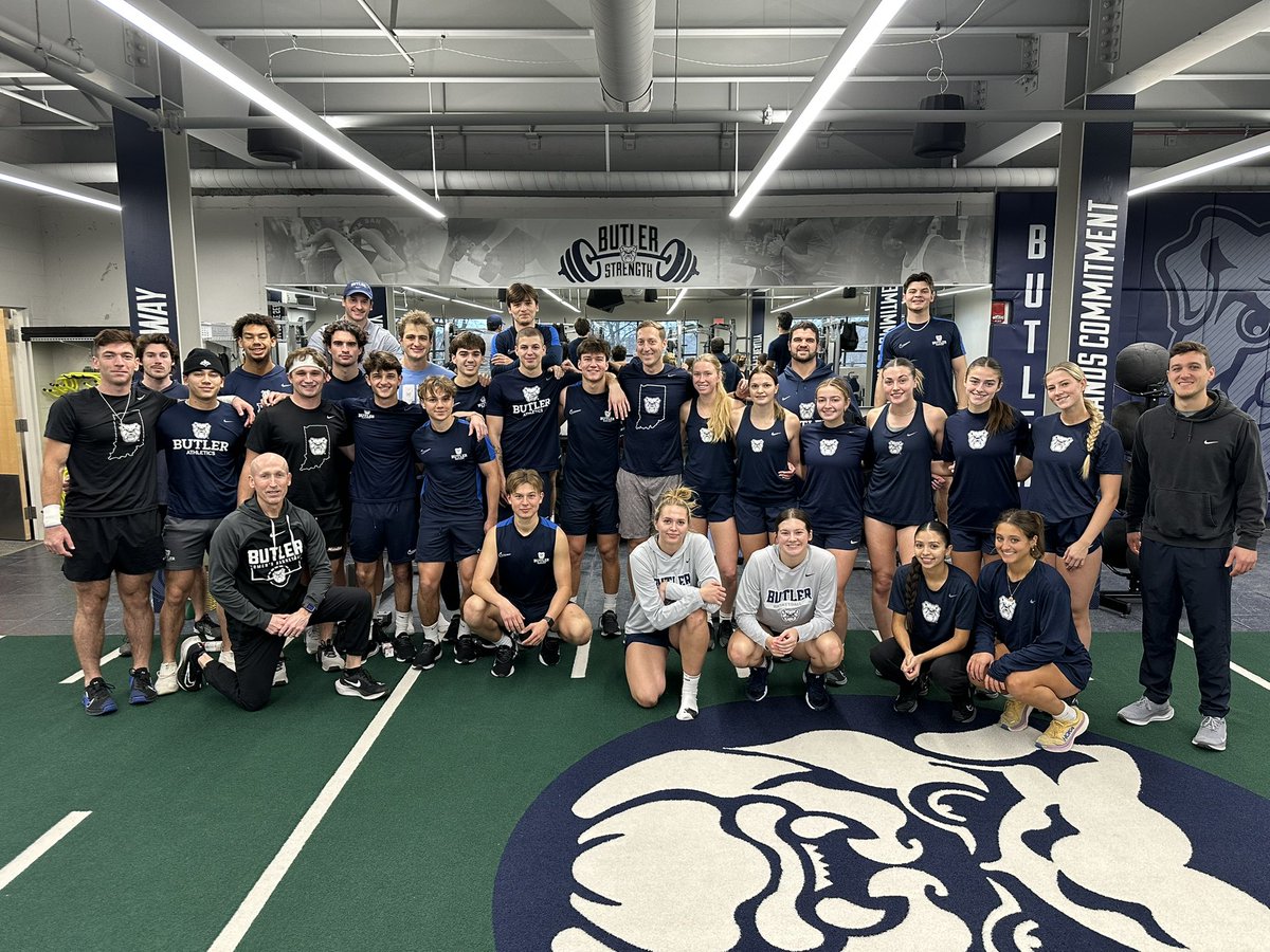 Great energy and representation during an early morning grind session today. Dawgs finishing the semester strong! 💪🏼