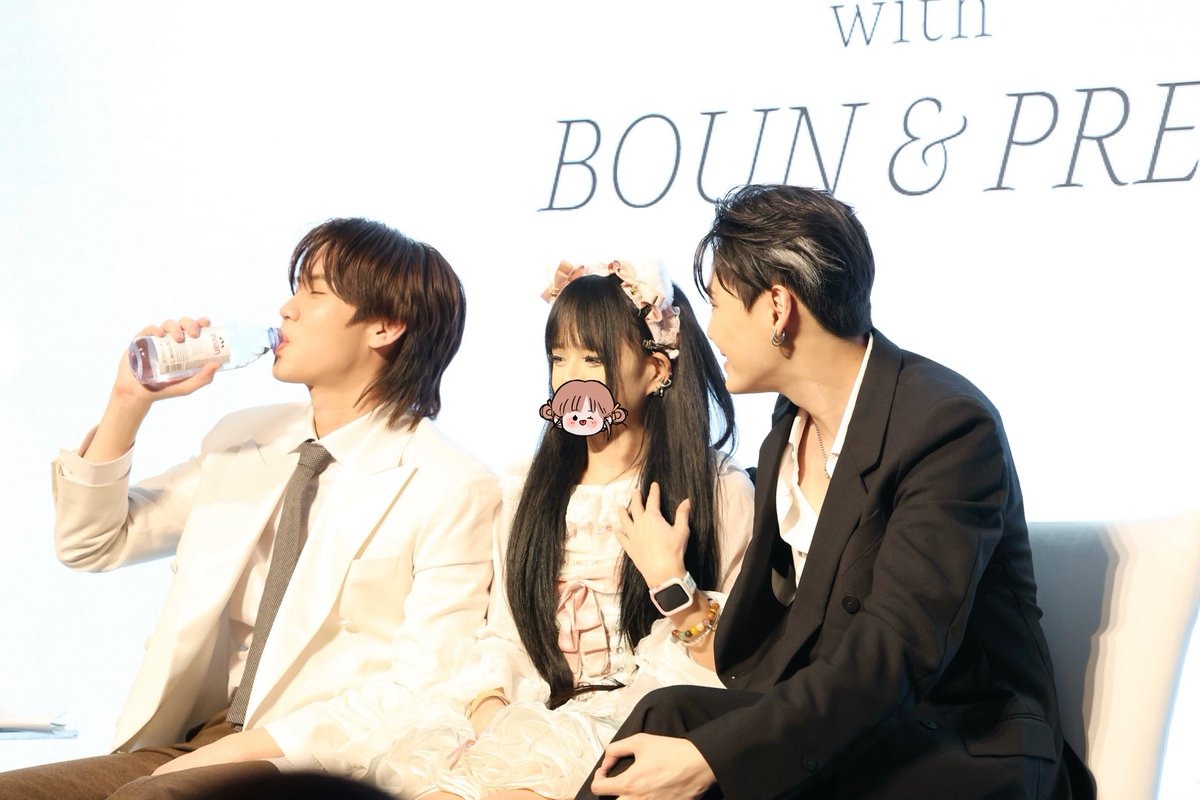 RWBCFP527's tweet photo. #BounPremxSoonEclipse
#bb0un #prem_space 
很幸福☺️
#BounPrem https://t.co/zXcnQF1fh7