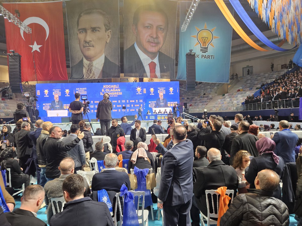 HabibAsi's tweet photo. 8.Kocaeli İl kongremızı sayın CB.mız Recep Tayyip Erdogan'ın teşrifleriyle gerçekleştiriyoruz. Hayırlı, ugurlu olsun. https://t.co/kOgwWzHxyZ
