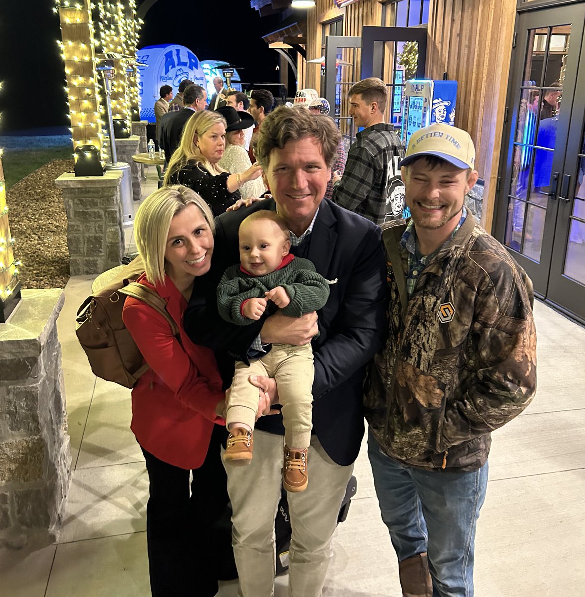ThugnastyMMA's tweet image. Tucker n Tucker 😂
@TuckerCarlson had a great time last nite!