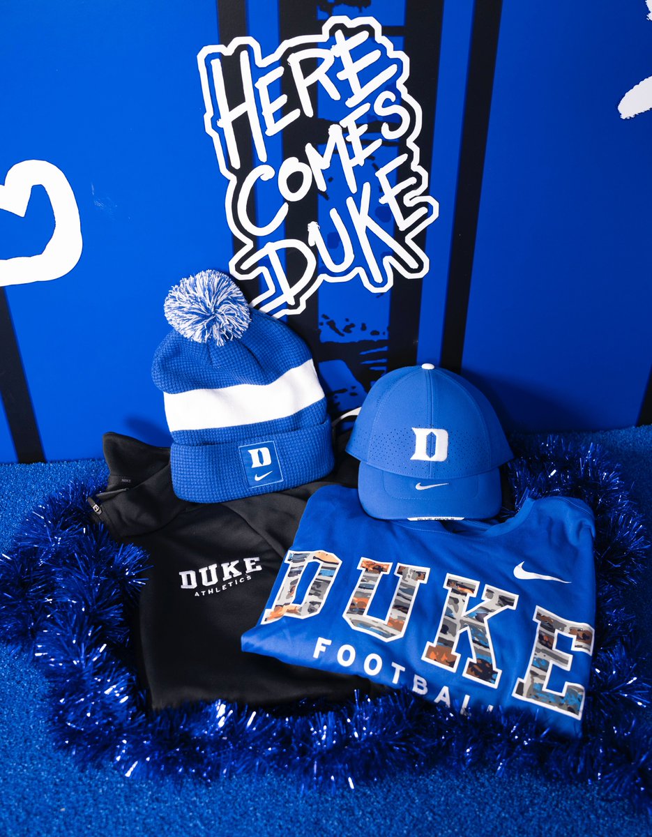 🎁 GIVEAWAY 🎁

It’s the holiday season! RT + like this post for a chance to win some Duke gear! 

Winner will receive a DM tomorrow morning from our account.