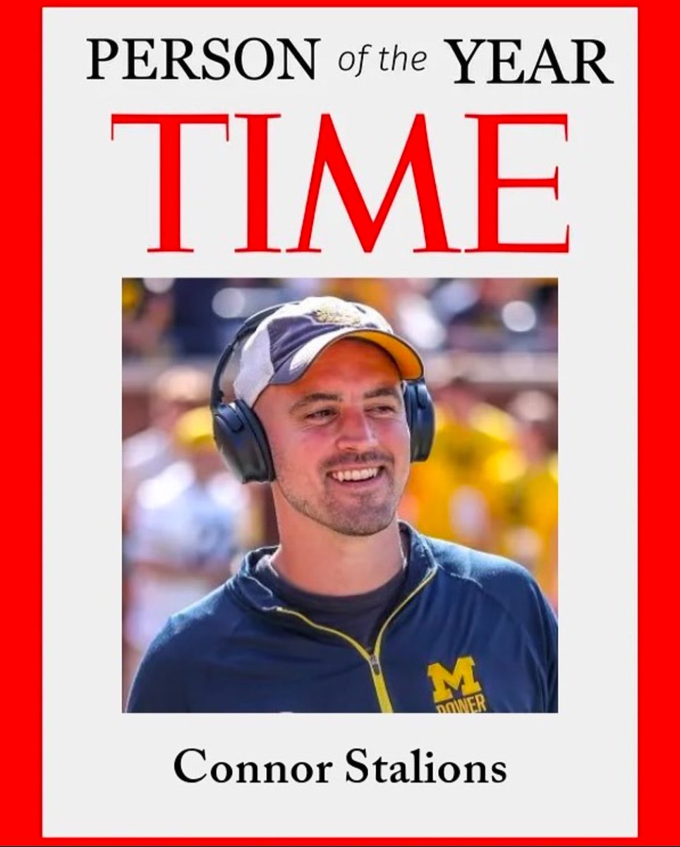 BarstoolUofM's tweet photo. Our king was robbed https://t.co/T5DooFLhZd