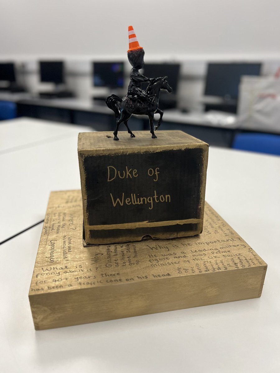 Miss MacPhail tweet media