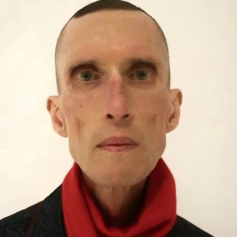 horroresia's tweet photo. Waduh…  sosok mayat hidup di trailer #28YearsLater yang dikira Cillian Murphy ternyata bukan gaes. Mayat hidup itu ternyata diperankan oleh Angus Neill. (Cr: Guardian) https://t.co/pMlVMsLKxB
