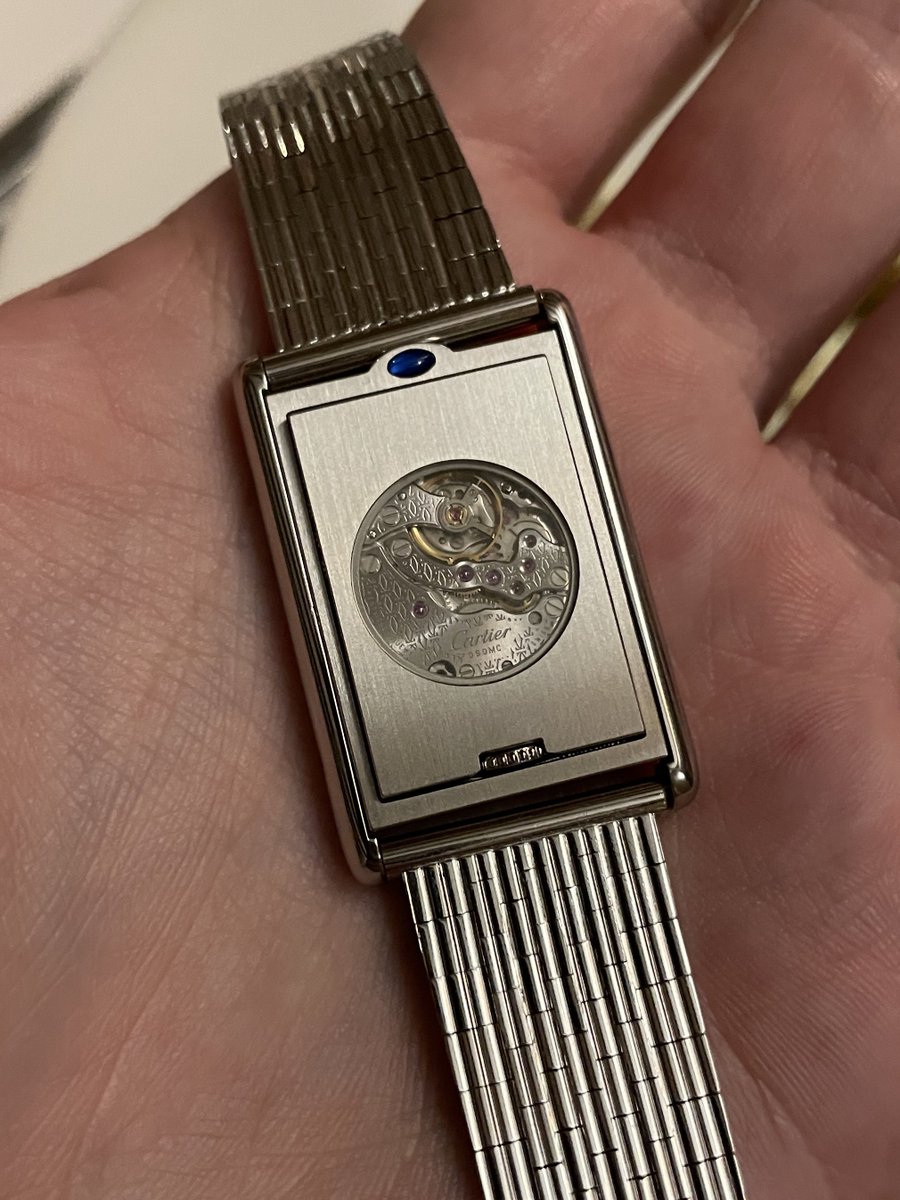 secondemorte's tweet photo. Cartier Tank Basculante 2390 et son calibre mécanique 060MC https://t.co/uoI5MSZHtG