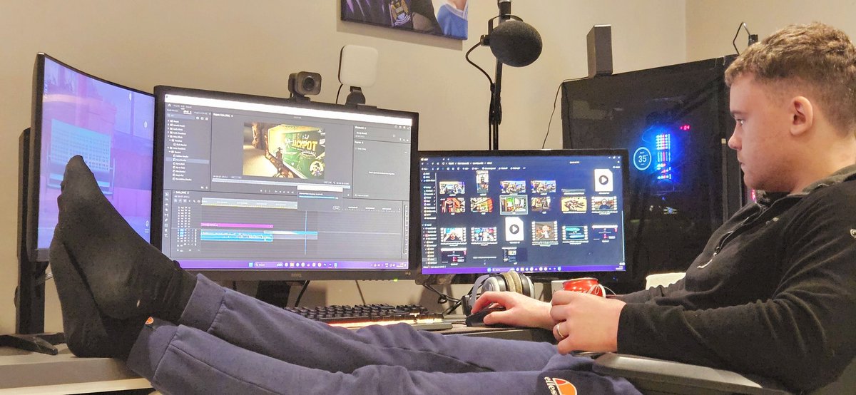 RobGreig3's tweet photo. Today's #COPICafe Episode 114 has a running time of 58m 20s 📺 and will be released tonight.
⚠️ This episode has a HUGE New Gameplay leak - you don't wanna miss this one.
The image below is behind the scenes look at editing.. a chilled 4-5 hours of first edit, followed by sound level and b-roll tweaking, 2nd pass edit, and final review 😎
Then comes the thumbnail creation, social media descriptions, X and YouTube video conversions, marketing preparation, https://t.co/RTKFswwTkI… updates and the Discord Watch Party tonight 🎈 🎈
EDIT: This will be the penultimate Cafe of the year 😊
We started the new year on January 5th with Episode 75 - that will be 40 weeks for Season 2024 🎊
#yearofthecorn @CornucopiasGame @base #CardanoCommunity #Web3Community