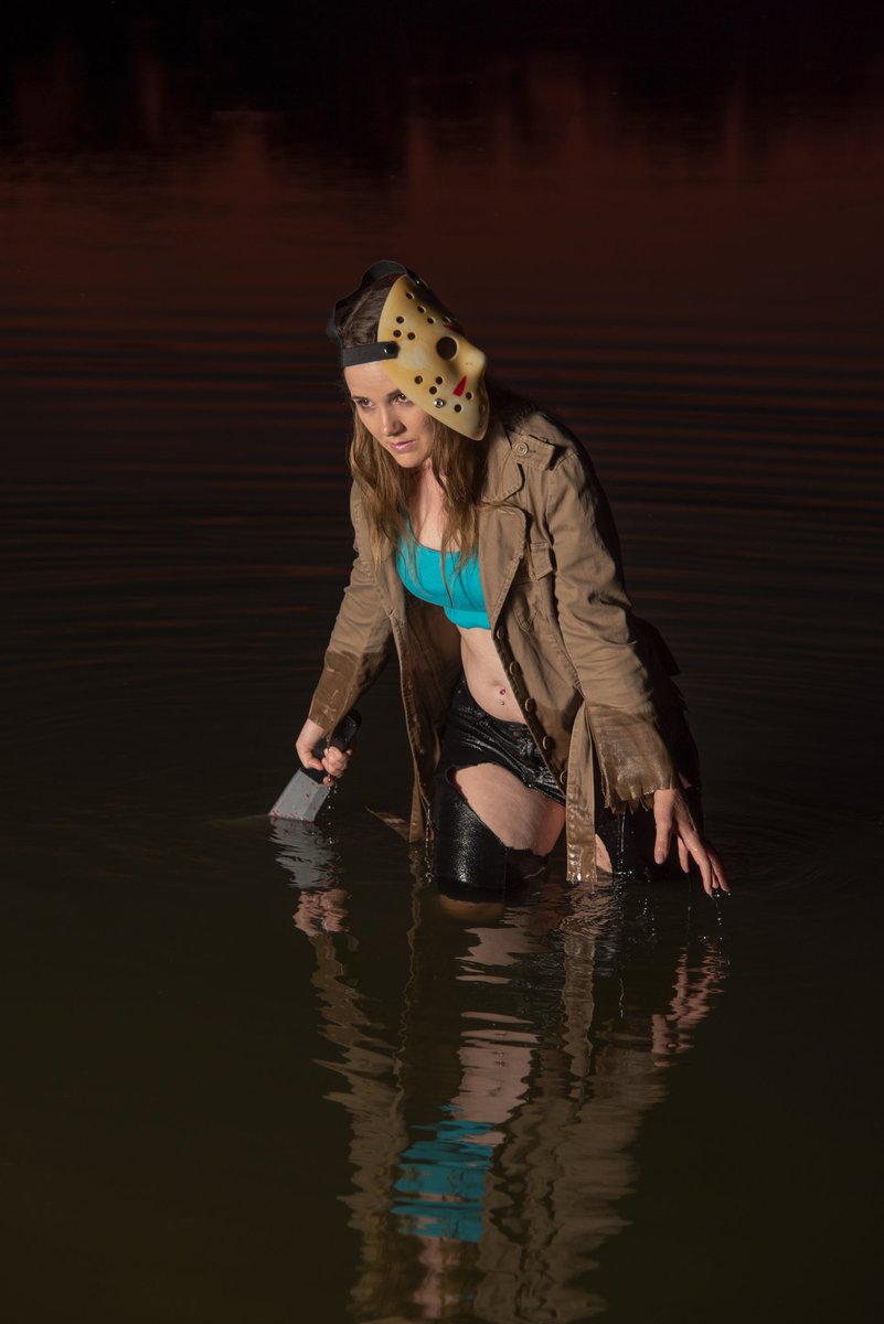 ladylunafox's tweet image. Hehehe 😈 it&apos;s #FridayThe13th