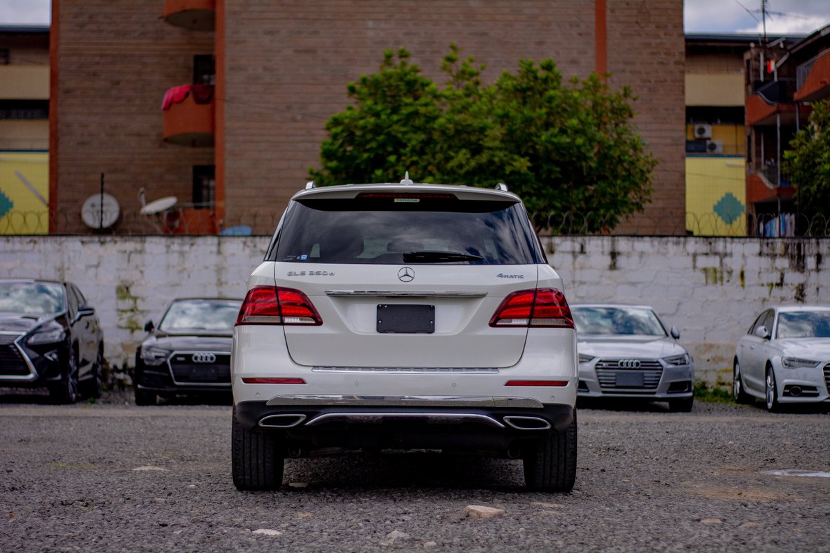 pperformanceke's tweet photo. ➡️CHASSIS: WDC1660242A855586 
➡️MAKE: MERCEDES
➡️MODEL: GLE350D
➡️Y.O.M: 2017/05
➡️ MILEAGE: 51,000
➡️ENGINE CAPACITY (CC):2,980
➡️ENGINE TYPE: DIESEL
➡️TRANSMISSION: AUTOMATIC
➡️INTERIOR COLOR: BLACK
➡️EXTERIOR COLOR: WHITE
➡️SUNROOF:NO

➡️ PRICE: 6,800,000 https://t.co/r1pOwuJMLR