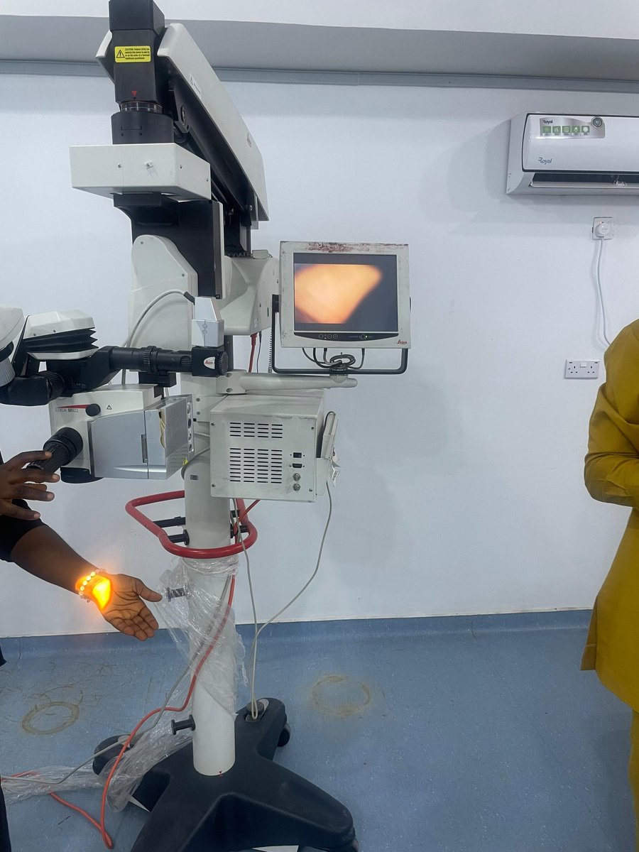 CaptainJackooo's tweet photo. ophthalmology theatre, setting up an opthalmic microscope..
#biomedicalengineer https://t.co/pjDXUWY3JE