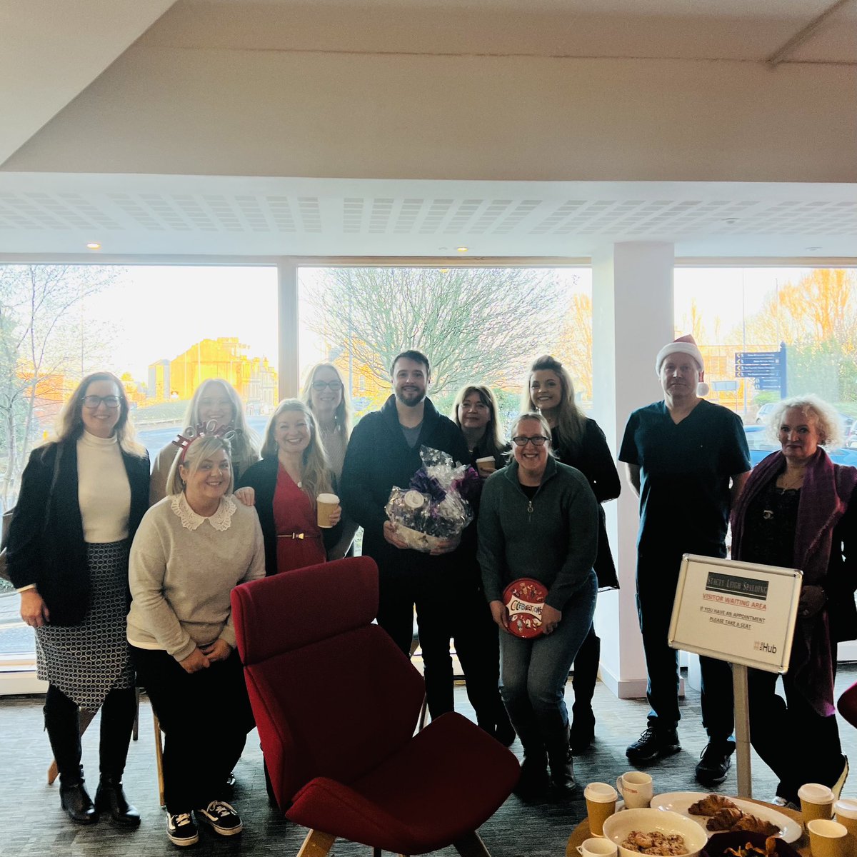 falkirkhub's tweet image. Earlier this week, we hosted our Tenant Coffee Morning—there was lots of delicious pastries, coffees and community spirit in the room! ☕️✨🎄

A highlight was the charity raffle in aid of Maggie's Forth Valley. 

#FalkirkBusinessHub #Christmas #MeetWorkCreate #Falkirk