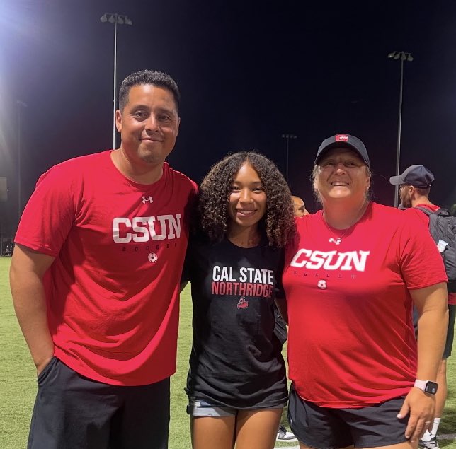 KenzieSanchez25's tweet photo. I’m excited to announce my verbal commitment to play D1 soccer @CSUNWSoccer .I’m very grateful for my family, friends, and coaches @RebelsSDSoccer for all their support. Thank you Coach Gina, Coach Kevin, and Coach Dan for giving me this amazing opportunity! 
Go Matadors ❤️🖤⚽️ https://t.co/diDjk9l20c