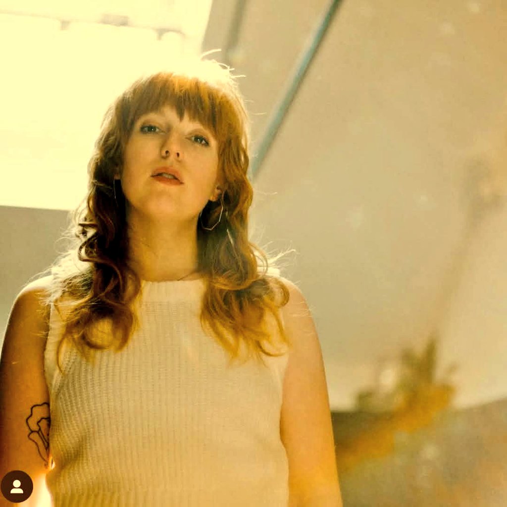 cometsoc's tweet image. It’s nearly Christmas, it’s not blowing a hooley, it’s Friday. Three reasons you deserve a drink. 

Serving festive cocktails, chilled beers &amp;amp; fine wines all weekend. Finishing off nicely with live music from 4pm on Sunday with the incredible Beccy Young.

All at @cometsocialbar.