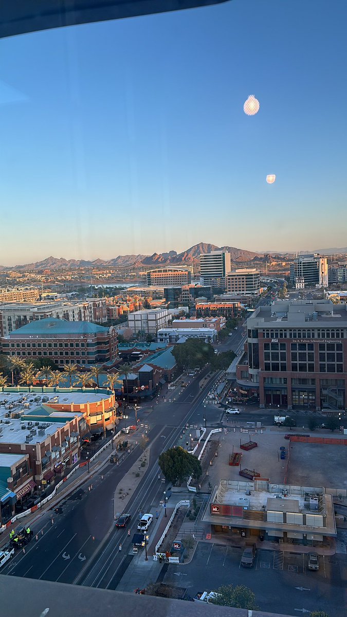 KennyDillingham's tweet photo. Man views from Tempe!! #ActivateTheValley https://t.co/C17VDu7oCd