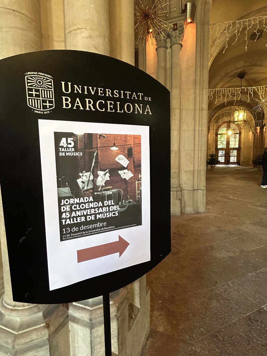 EdGarciaCas's tweet photo. Avui hem estat a la celebració dels 45 anys de @tallerdemusics amb un acte al Paranimf de la @UniBarcelona, un referent d’excel·lència i talent.
Moltes gràcies #Lluis Cabrera, per tenir una visió, haver insistit i no defallit aquests anys.
Felicitats Taller!!
#AmbSuportICEC https://t.co/QMaHzuZIGW