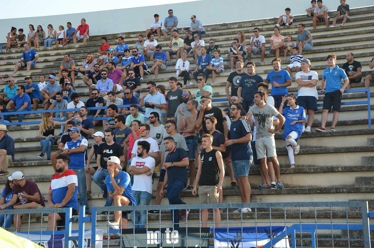 AlfonsoSotoCac's tweet photo. 💙🤍

#TodaUnaVida a tu lado @XerezCD_OFICIAL https://t.co/LJIXBcJwjL