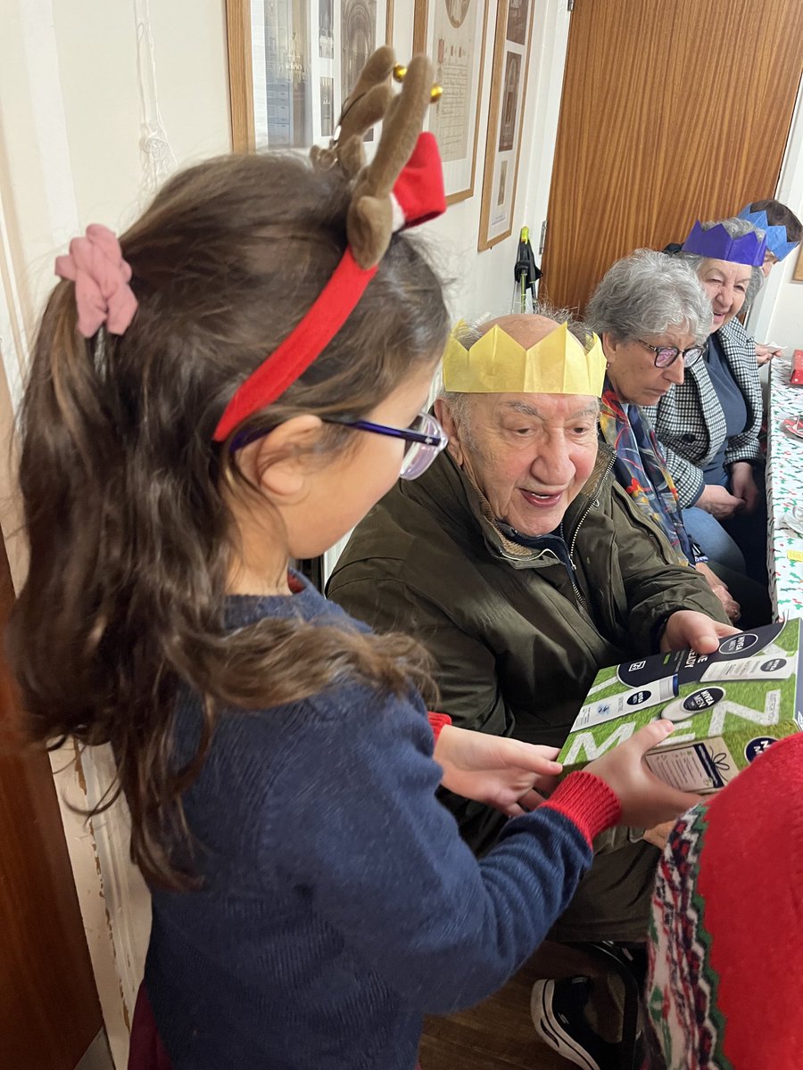 The Pupil Chaplains supported the parish senior citizens this morning, at their Christmas party #CommonGood