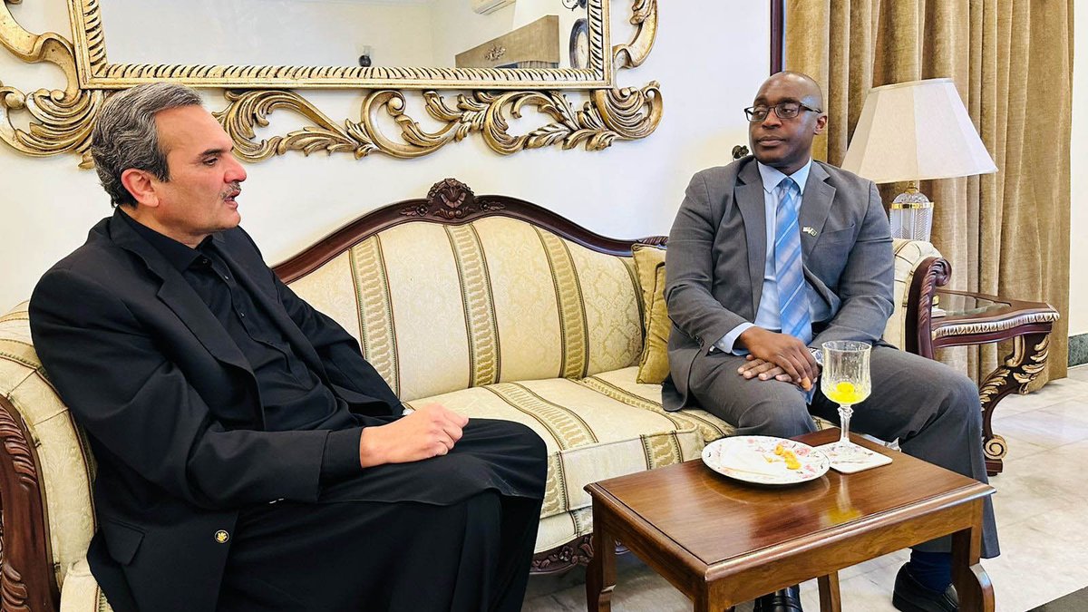 HaiderHotiANP's tweet photo. Had a detailed meeting with US Consul General Shante Moore in Mardan to discuss Pakistan's political &amp; security situation, especially in Khyber Pakhtunkhwa. ANP’s sacrifices for peace ensure stability today. We remain steadfast in supporting democracy – the key to our survival. https://t.co/kFacOldzVs