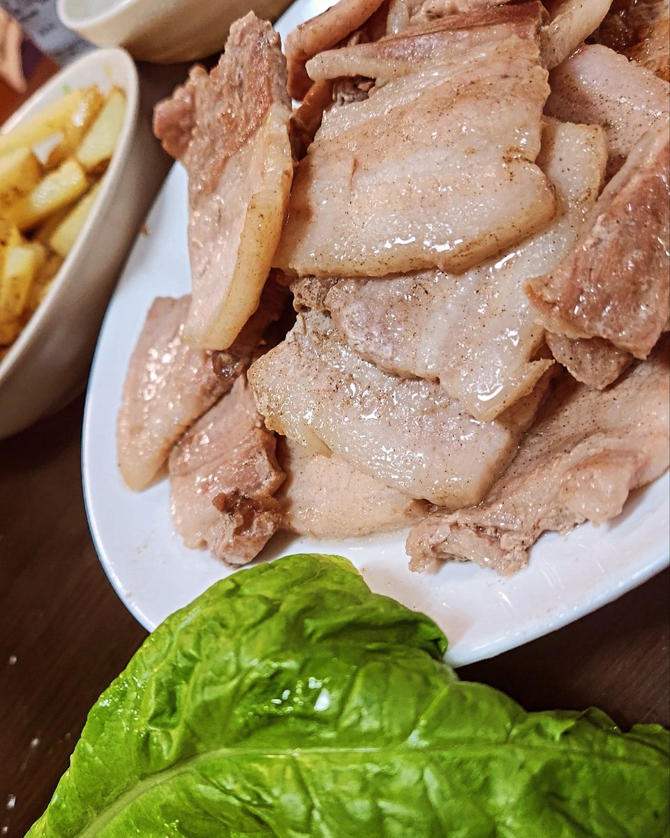 junkers2023's tweet photo. 今日はサムギョプサルにしました🐷
 #料理記録 https://t.co/KOJkbMr9rY
