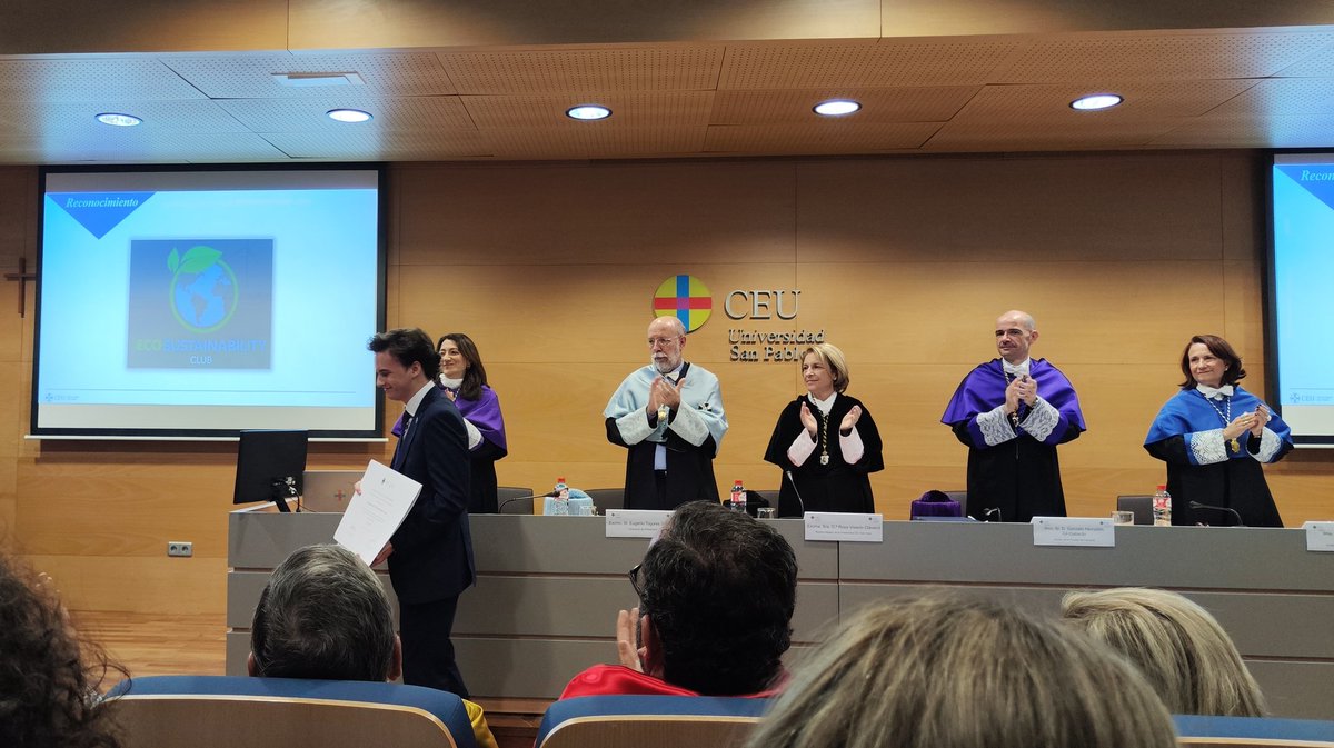 Fernanda Rey-Stolle (@ferstolle) on Twitter photo Hoy celebramos nuestra Patrona, la #Inmaculada #Concepcion en la Facultad de <a href="/FarmaciaCEU/">USPCEUfarmacia</a> de la <a href="/USPCEU/">Universidad CEU San Pablo</a>. Excelente lección magistral a cargo del profesor <a href="/CarlosBocosdeP/">Carlos Bocos de Prada</a> 👏👏👏 y una emotiva entrega de premios 🏅 ¡Enhorabuena a todos! Hoy celebramos nuestra Patrona, la #Inmaculada #Concepcion en la Facultad de <a href="/FarmaciaCEU/">USPCEUfarmacia</a> de la <a href="/USPCEU/">Universidad CEU San Pablo</a>. Excelente lección magistral a cargo del profesor <a href="/CarlosBocosdeP/">Carlos Bocos de Prada</a> 👏👏👏 y una emotiva entrega de premios 🏅 ¡Enhorabuena a todos!
