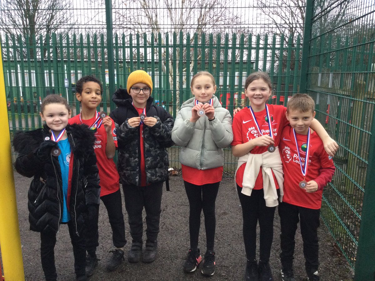 WMPrimaryY4's tweet photo. Our year 4 team came 🥉!! Well done team!! https://t.co/024cBb56NM