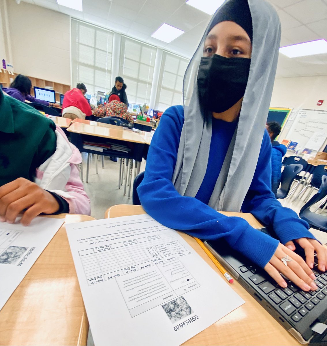 5th grade budgeting and producing radish salad for the Winter STEAM Spectacle  <a href="/DCSDSTEM/">DCSDSTEM</a> <a href="/dcsdctae/">DCSDCTAE</a> <a href="/wrightway99/">Andrea Wright</a> <a href="/DeKalbSchools/">DeKalb Schools, GA</a> #winterSTEAMspectacle
#csweek