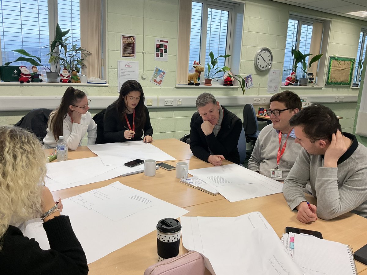 MrsMcDHT_Thatto's tweet photo. Today we are hosting Associate Teachers for training around Inclusion and Diversity.  We’ve had some very interesting discussions so far! @GrangeValley1 @OneHelens https://t.co/VZgSECrVRK