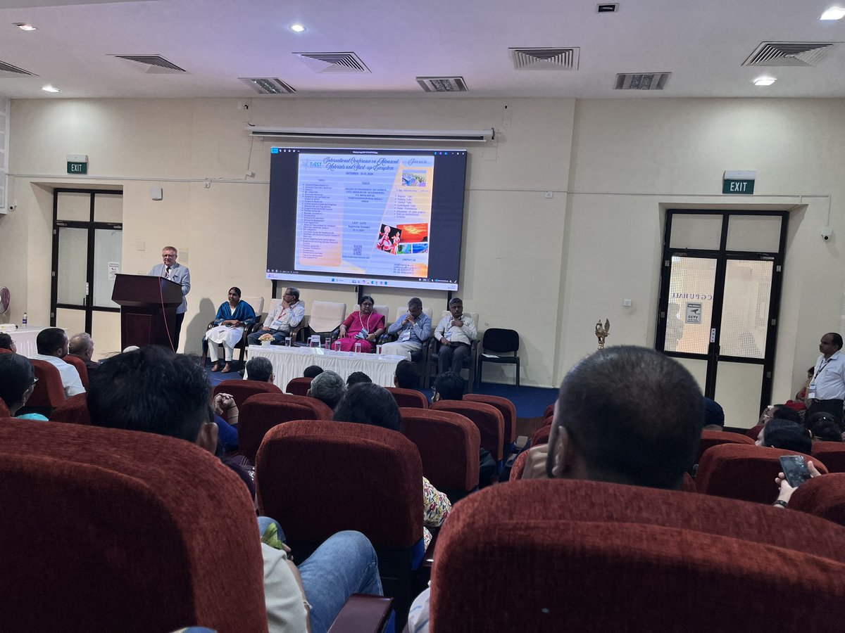 prakashrs99's tweet photo. Some interesting talks at the conference https://t.co/qZqlxYds14