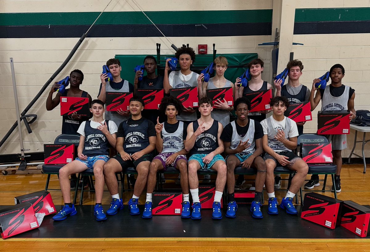 Shout out to <a href="/terance_mann/">Terance Mann</a> <a href="/Mello978/">Mello Crowell</a> <a href="/SKECHERSUSA/">SKECHERS USA</a> for donating custom kicks to the Lowell Catholic Boys’ Basketball Program. Boys love the sneakers, we are very thankful and appreciative of your generosity. Thank you for giving back to the local communities! #978ers