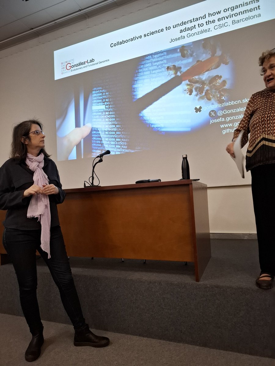 LCATMon's tweet image. Gràcies al Seminari Permanent de Ciències Naturals de
l'Associació de Professors Llicenciats en Biologia, Geologia i Ciències Mediambientals per organitzar curs de #CienciaCiutadana i #genomica de l'adaptació #MelanogasterCTF el passat 29/11 amb Josefa @GonzalezLab_BCN i Roberto…