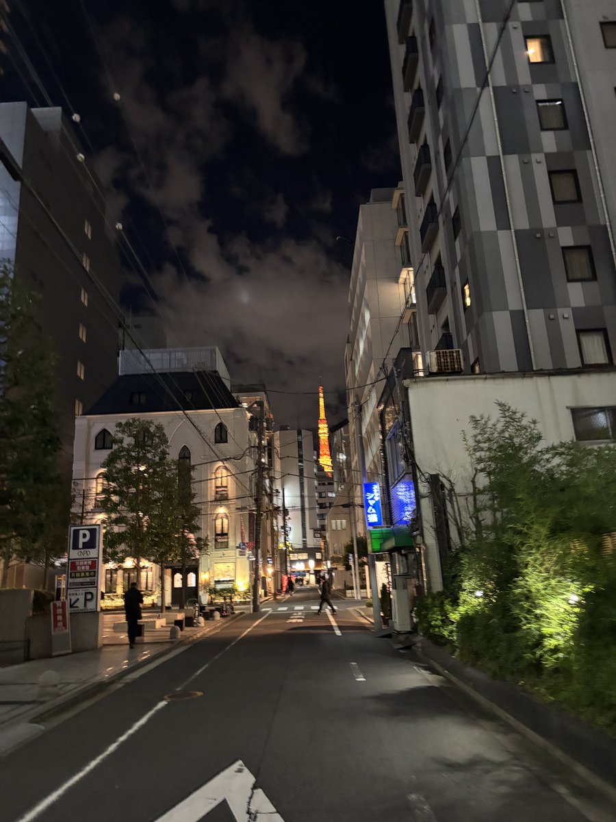 amamhami1's tweet photo. 出張おわりーよう頑張った!
久々に声が枯れるほど呑んだ🍶
良き上司良き仲間に恵まれて幸せ🥹
ポーチ、たくさんポストありがとう💕
気に入ってくれて嬉しいよ。
これからも誰かの笑顔を大切にして、HAPPYを分け合っていけたらなと思います❤️
#jin #btsarmy #KimSeokjin #armymade https://t.co/U5CWtx6DOb