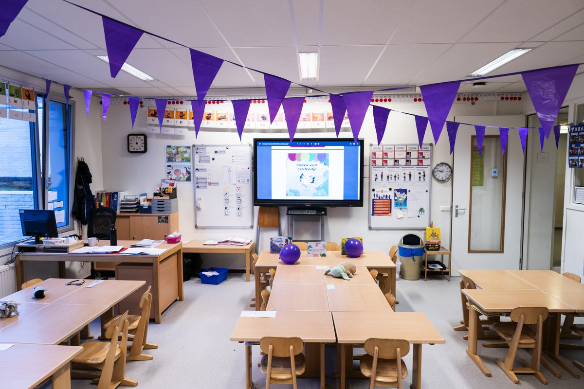 Joop_nl's tweet image. Opinie Abbie Chalgoum (@Abbie1979): Paarse Vrijdag: protest tegen bekrompenheid bnnvara.nl/joop/artikelen…